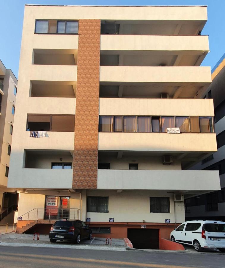 Aniversarium Grand Apartment Navodari Exterior photo